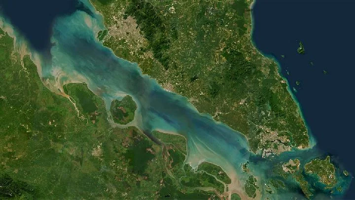 Wacana Tarif Selat Malaka: Pakar Hukum Sebut Tidak Realistis dan Langgar Hukum Internasional