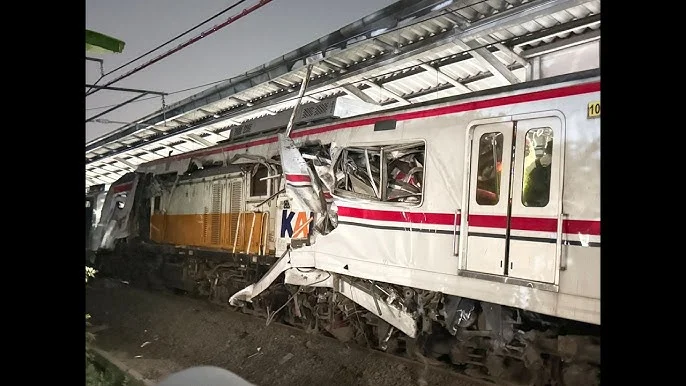 Tragedi Berdarah di Lintasan Bekasi Timur: Kegagalan Sistem Sinyal Diduga Picu Tabrakan KA Argo Bromo dan KRL